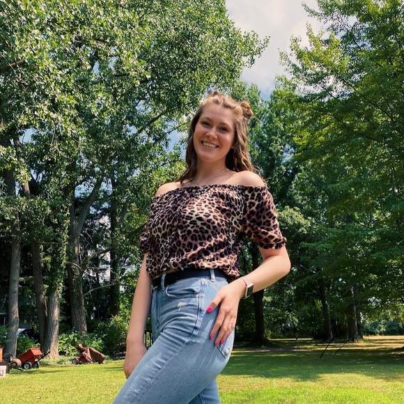 Meet your Posher, Kate - Picture 1 of 1